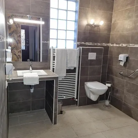 Café De La Gare Hotel 3*