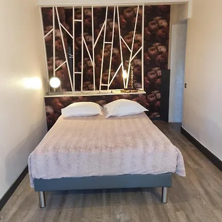 호텔 Cafe De La Gare 생트 포이 라 그랑드