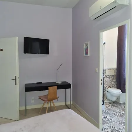 Cafe De La Gare Sainte-Foy-la-Grande