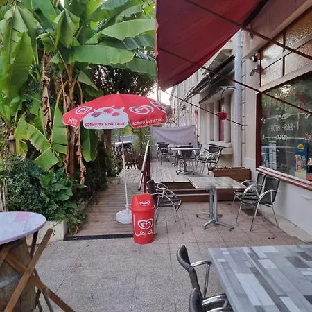 Cafe De La Gare Hotel Sainte-Foy-la-Grande