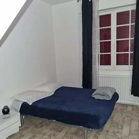 호텔 Cafe De La Gare 3*