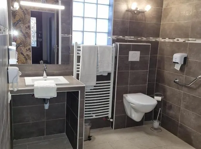 Cafe De La Gare 호텔 3*