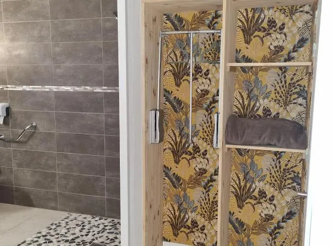 Cafe De La Gare 호텔