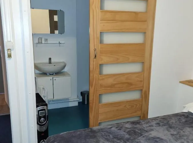 Cafe De La Gare 생트 포이 라 그랑드