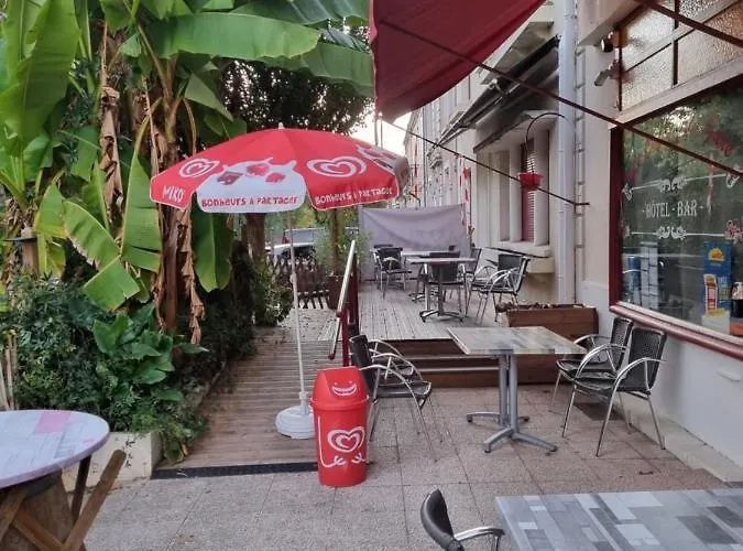 Cafe De La Gare 호텔 생트 포이 라 그랑드