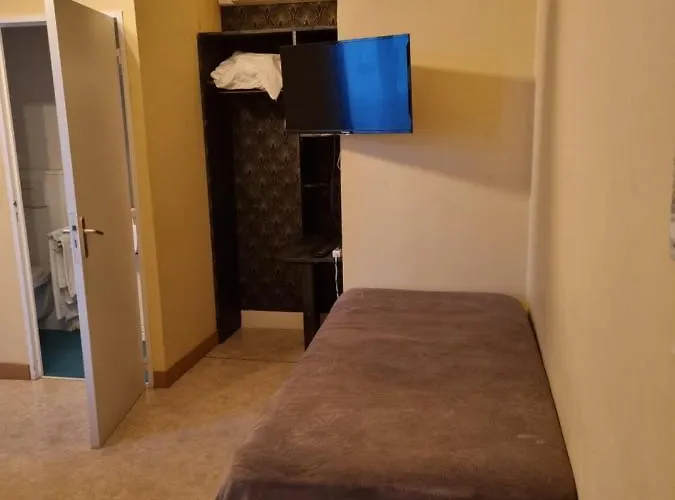 Cafe De La Gare 생트 포이 라 그랑드